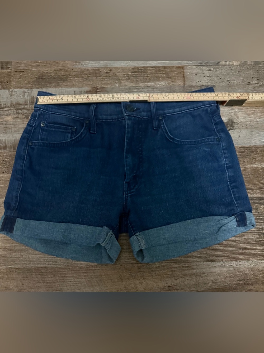 MOTHER Dropout Cuff Shorts Size 26 EUC - Picture 2 of 9